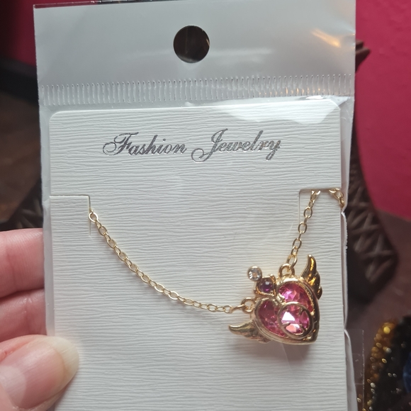 Sailor Moon Cosplay Necklace Crisis Cosmic Heart with Wings S Series - Picture 5 of 6